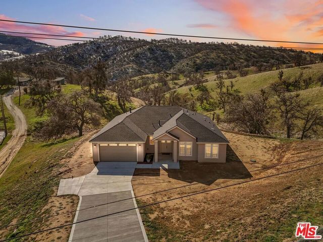 29300 Horsethief Drive, Tehachapi