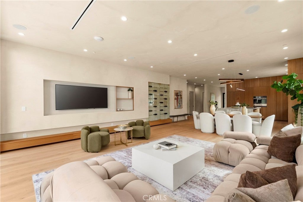 Photo of Listing #SR26039940