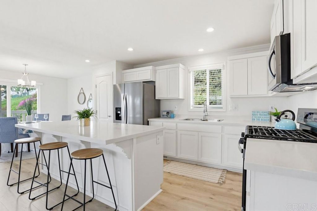 525 W El Norte Parkway # 348, Escondido