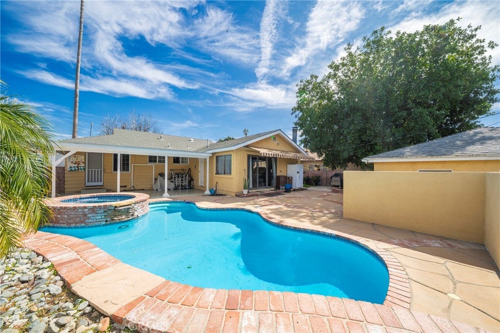 Photo of Listing #IG26040559