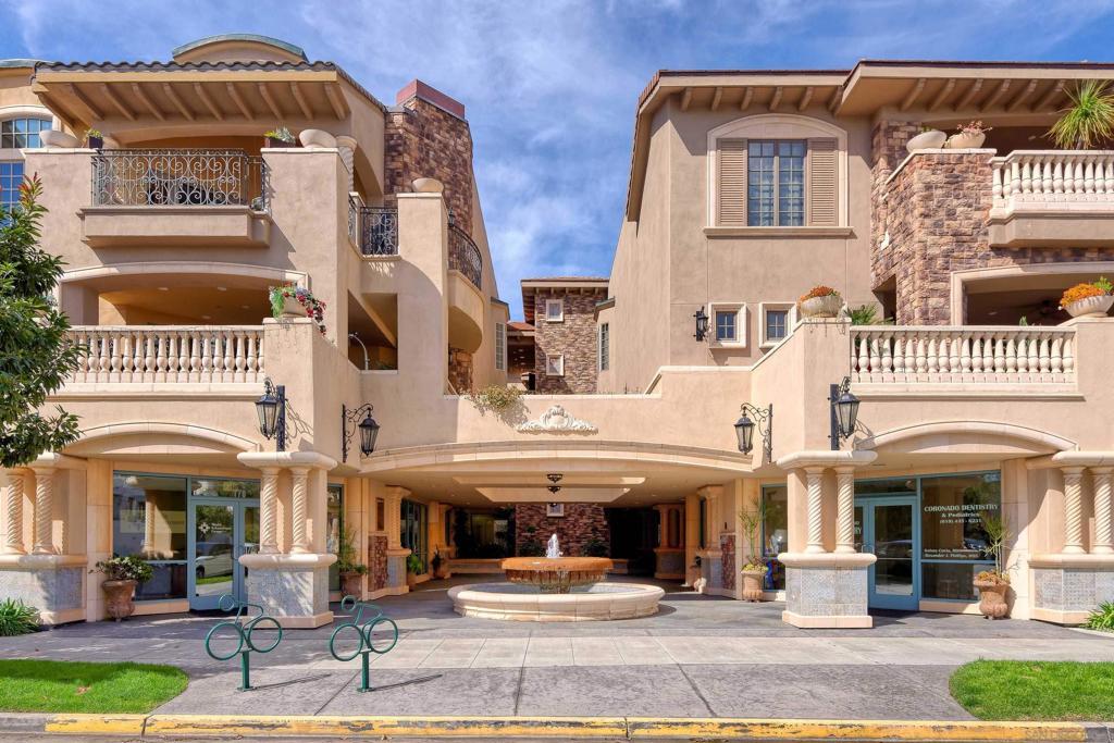 120 C Avenue 205, Coronado