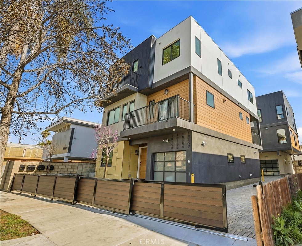 Photo of Listing #TR26042762