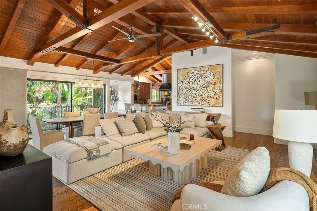 3310 Bennett Drive, Los Angeles