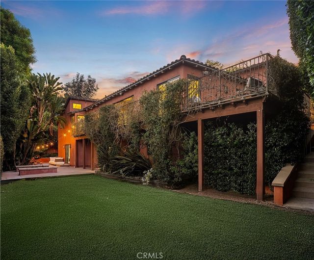 3310 Bennett Drive, Los Angeles