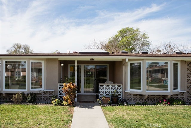 13730 Annandale Dr., M1-31f, Seal Beach
