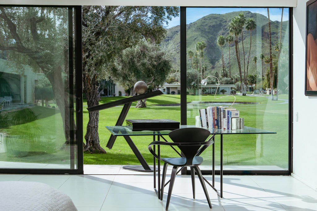 199 Desert Lakes Drive, Palm Springs