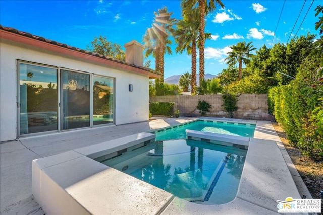 2222 E Wayne Road, Palm Springs