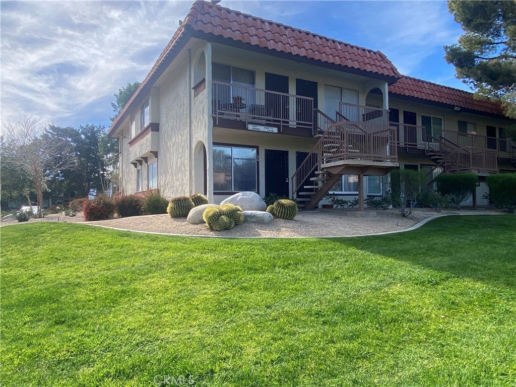 9647 Spyglass Avenue 15, Desert Hot Springs