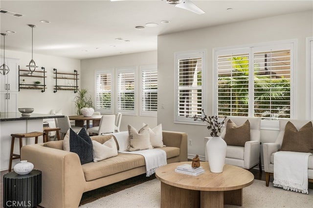 4750 Holly Avenue, Long Beach