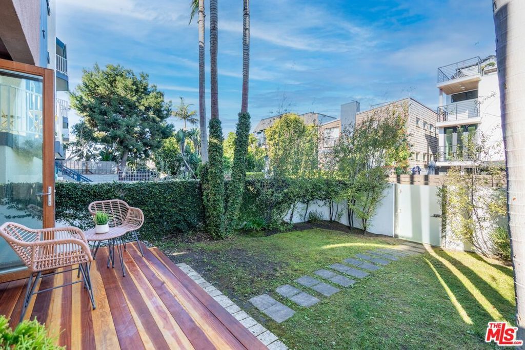 Photo of Listing #26655445