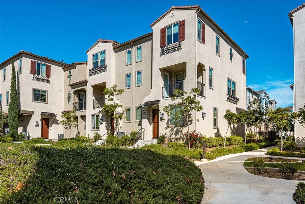 4327 Blazing Star Way, Yorba Linda