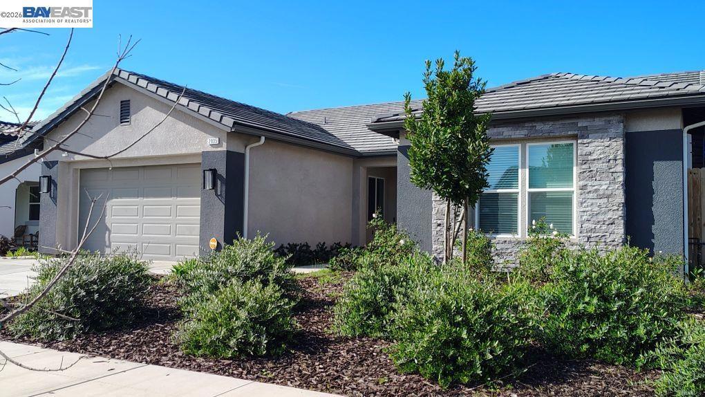 Photo of Listing #41125355