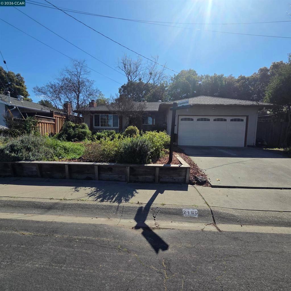 Photo of Listing #41125394