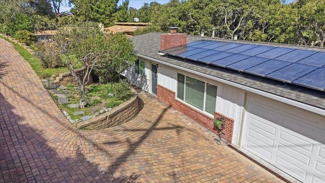 17 Los Encinos Drive, Del Rey Oaks