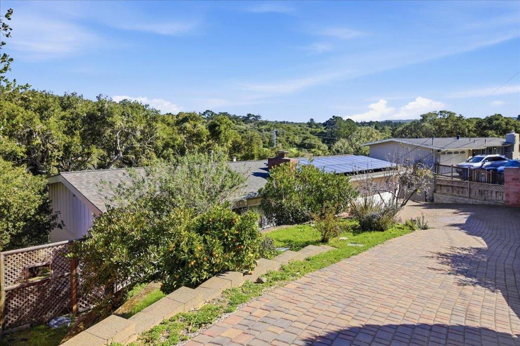 Photo of Listing #ML82030399