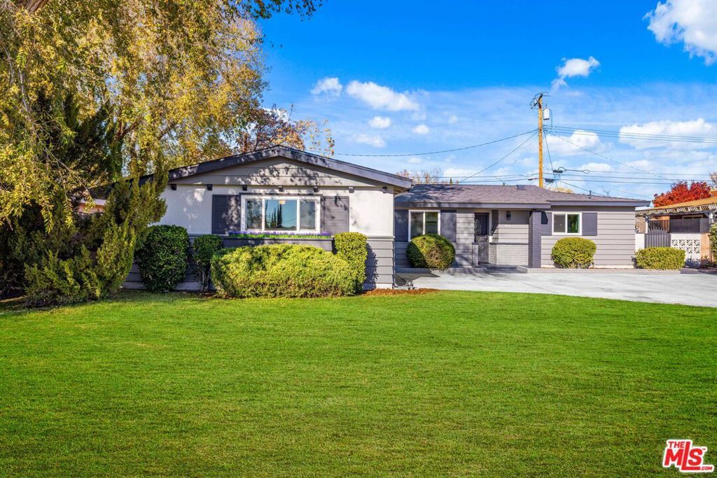 Photo of Listing #26657599