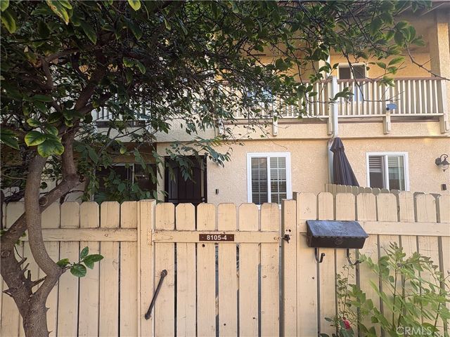 8105 Canby # 4, Reseda