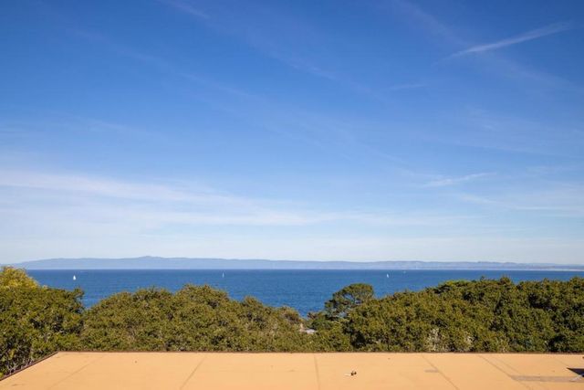 311 Lighthouse, Pacific Grove
