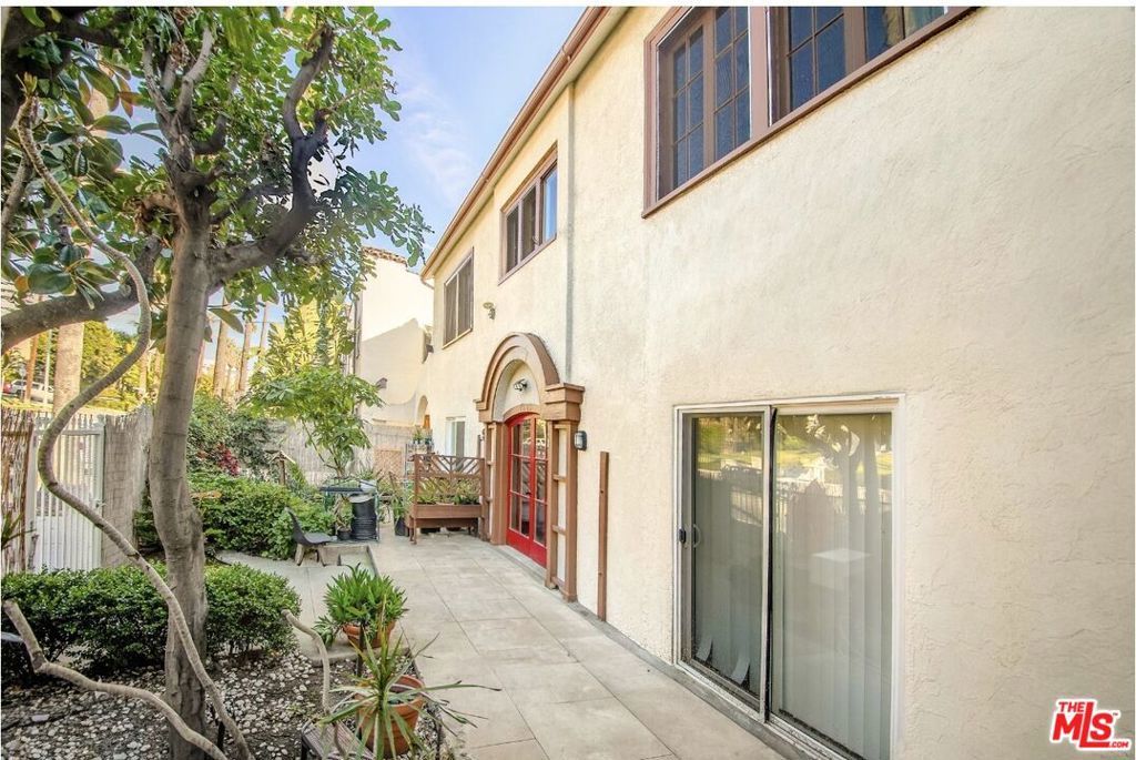 Photo of Listing #26657643