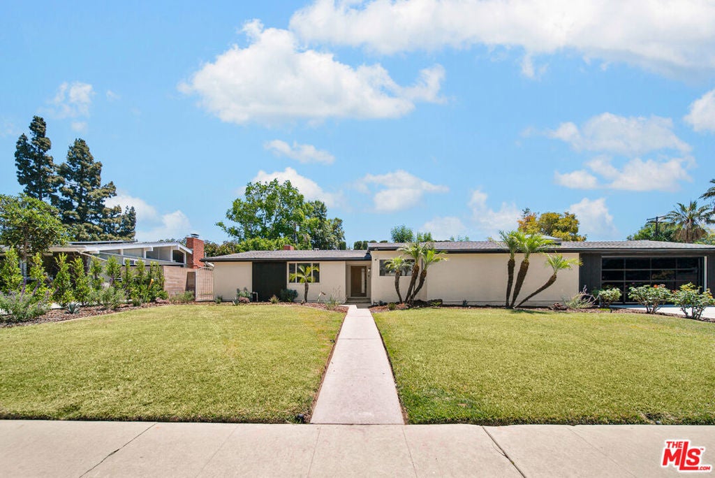 Photo of Listing #26657063