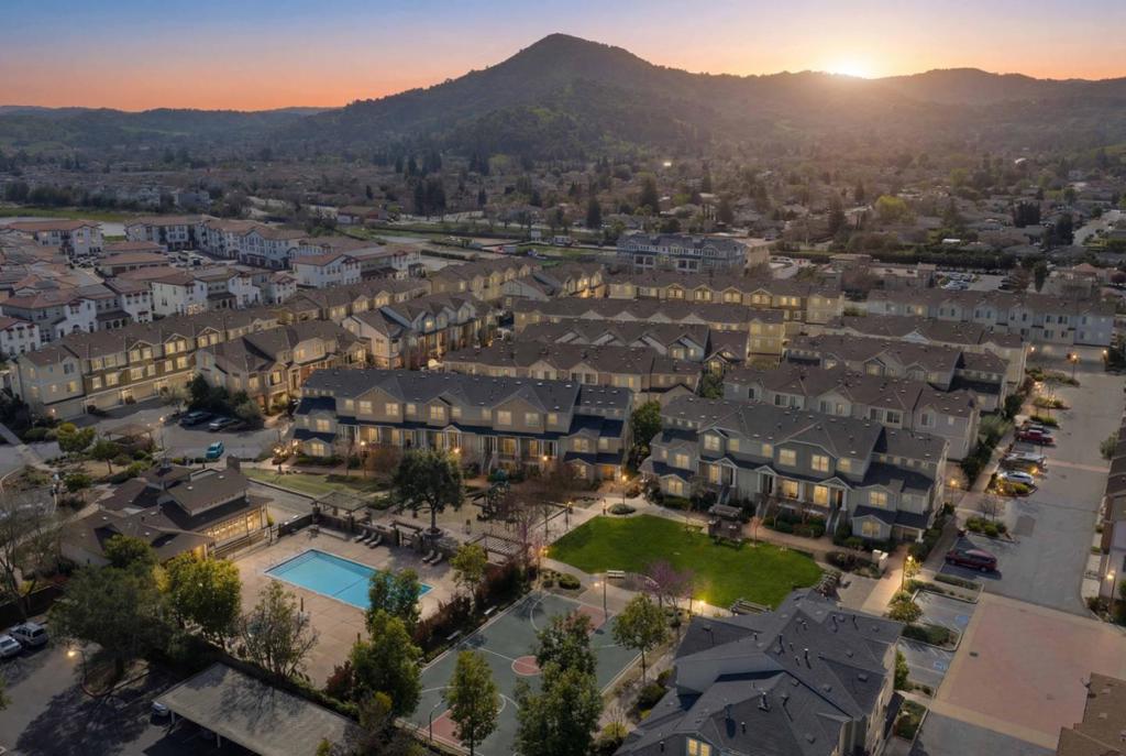 Photo of Listing #ML82036623