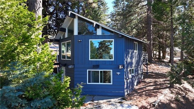 30904 Live Oak Drive, Running Springs