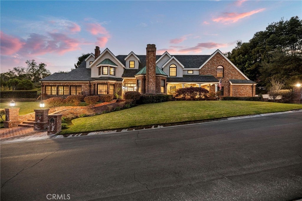 Photo of Listing #OC26042025