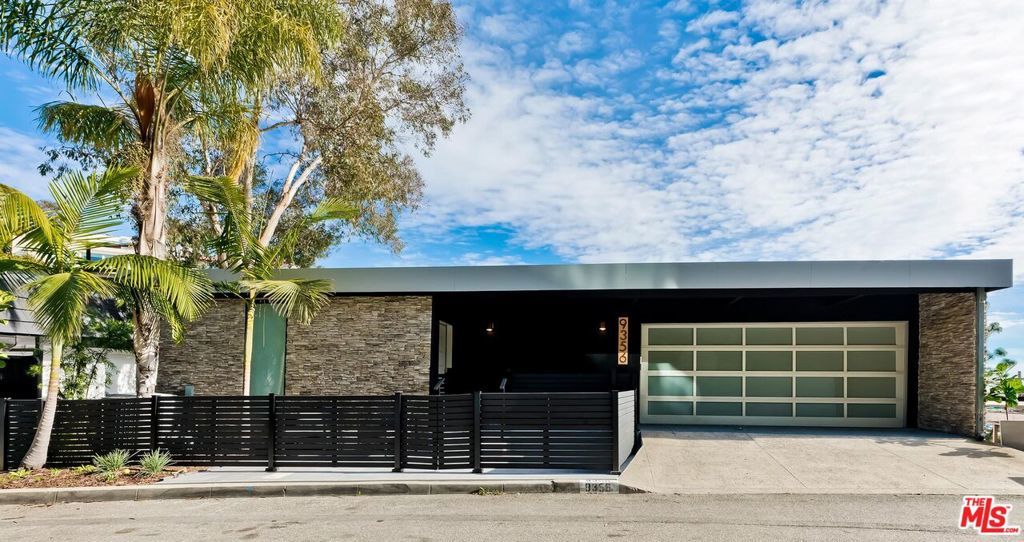 Photo of Listing #26657377