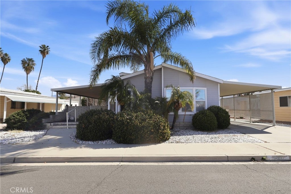 Photo of Listing #IV26044122