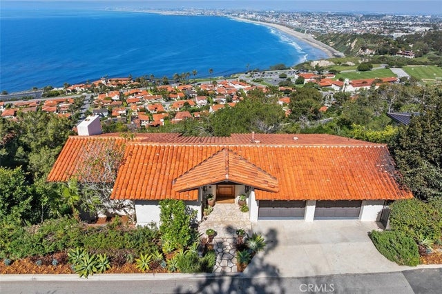 1801 Via Arriba, Palos Verdes Estates.