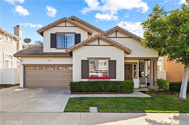 16 Balustrade, Lake Forest