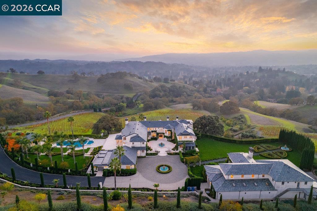 Photo of Listing #41125528