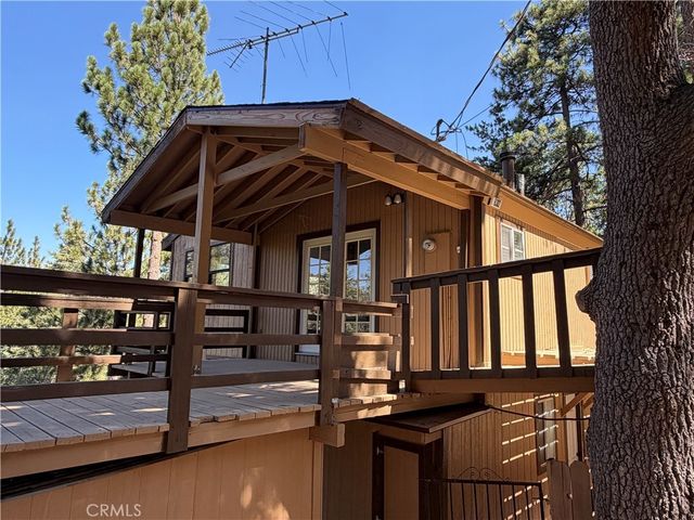 6302 Spruce, Angelus Oaks