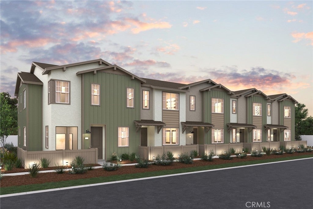 9821 Crossbay Loop 901, Jurupa Valley