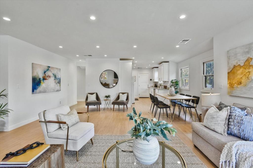 Photo of Listing #ML82035851