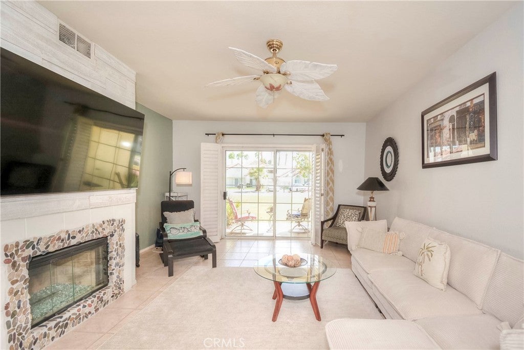 43756 Avenida Alicante, Palm Desert