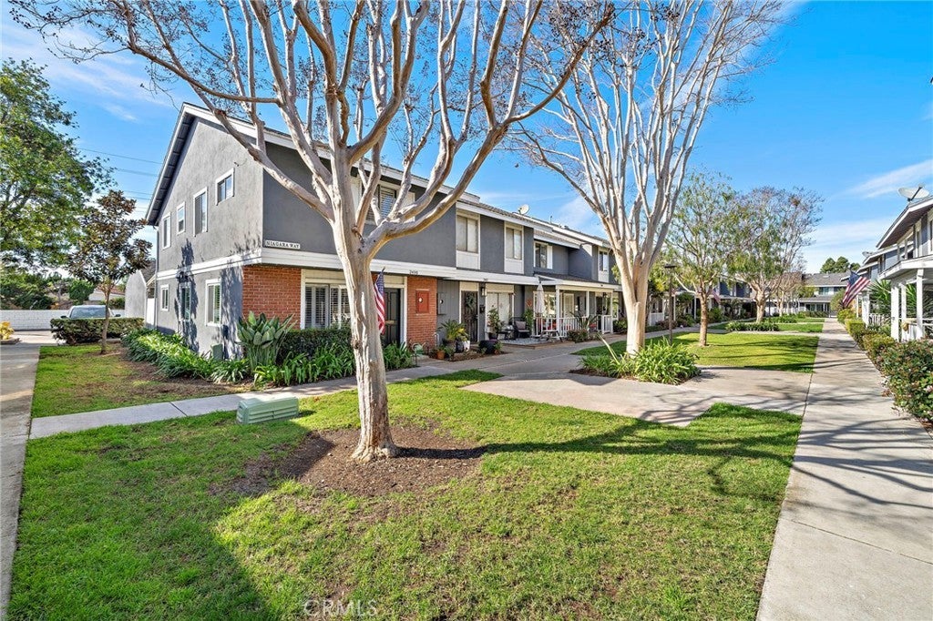 2404 Niagara, Costa Mesa