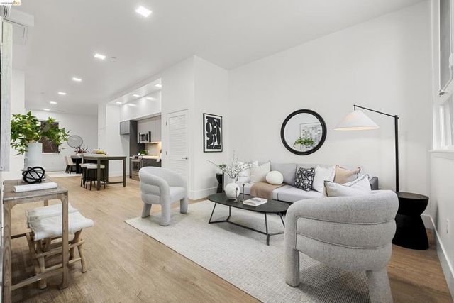 1545 32nd Street # 104, Oakland