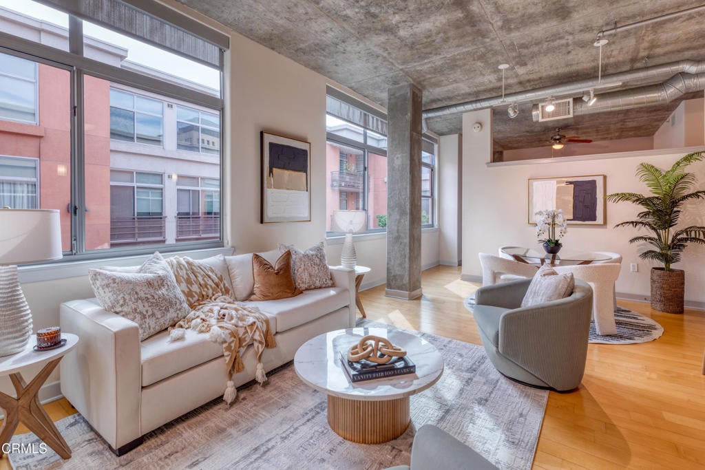 Photo of Listing #P1-26052