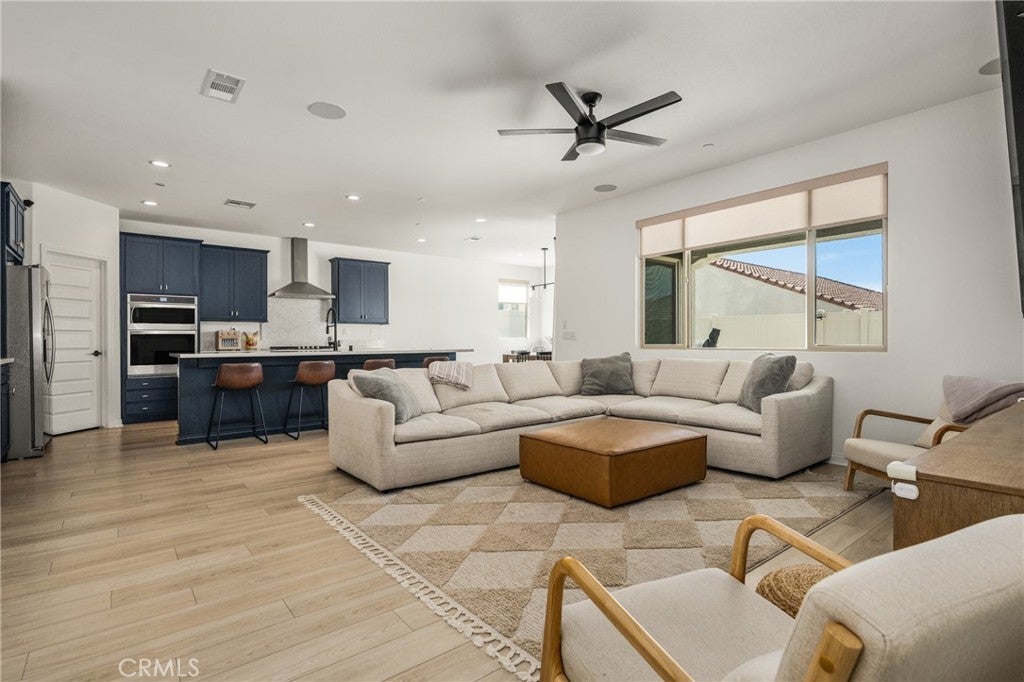 Photo of Listing #PW26045059