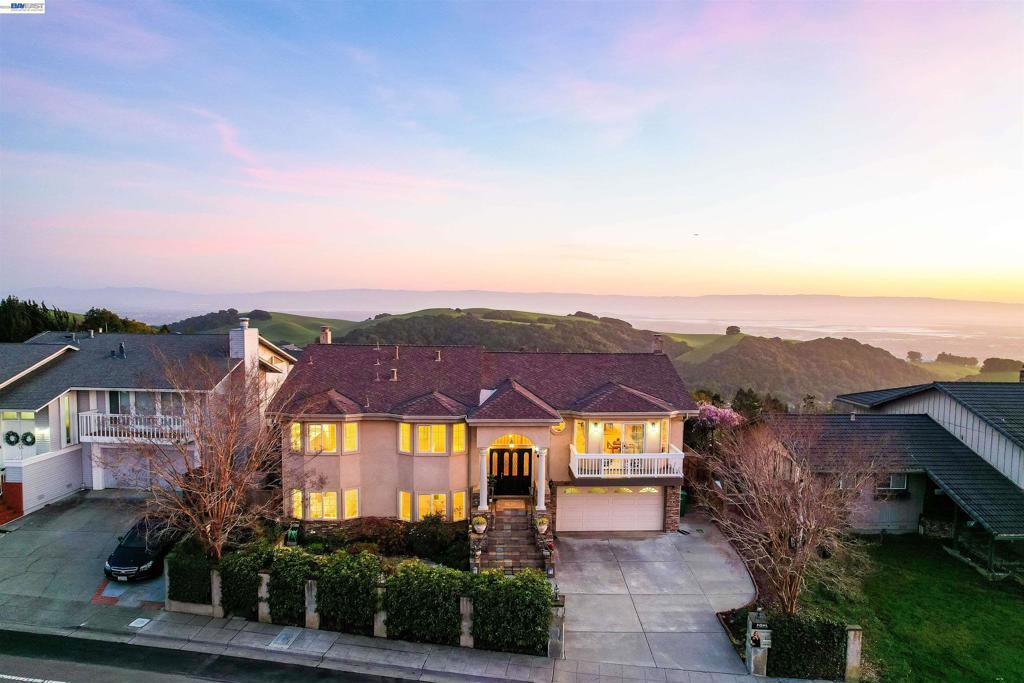 Photo of Listing #41125624