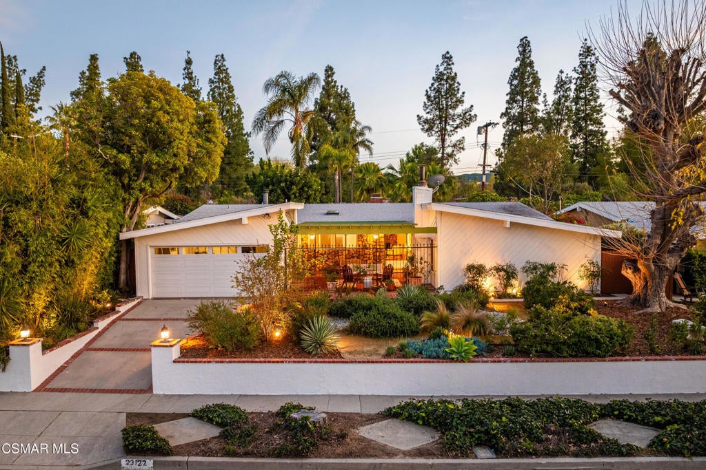 Photo of Listing #226000957