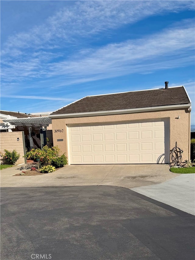 30962 Lucia, Laguna Niguel