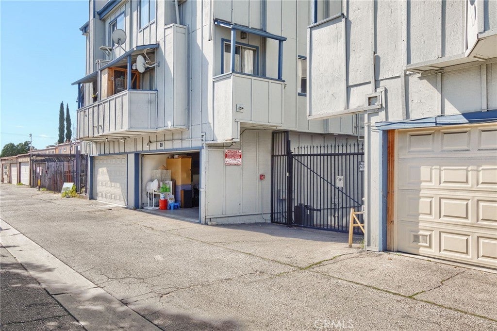 Photo of Listing #SR26045248