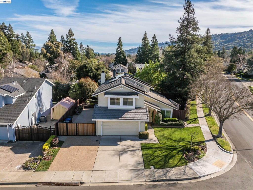 Photo of Listing #41125681