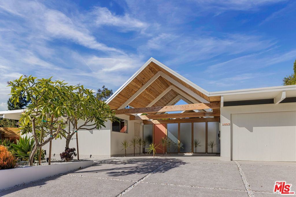 Photo of Listing #26658717