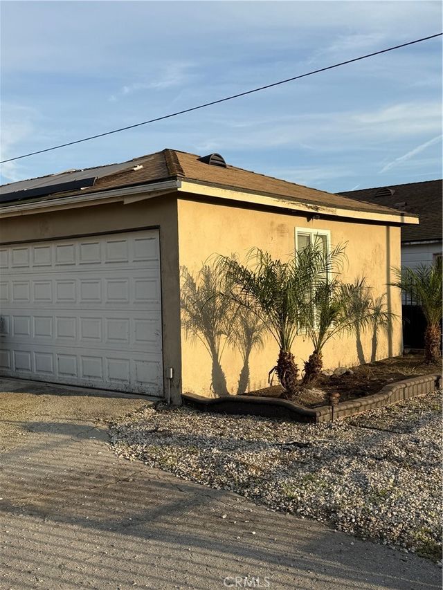 1608 N Grape, Compton