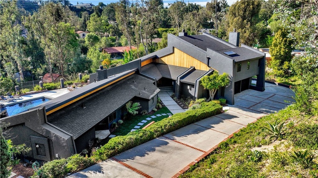 Photo of Listing #OC26044295