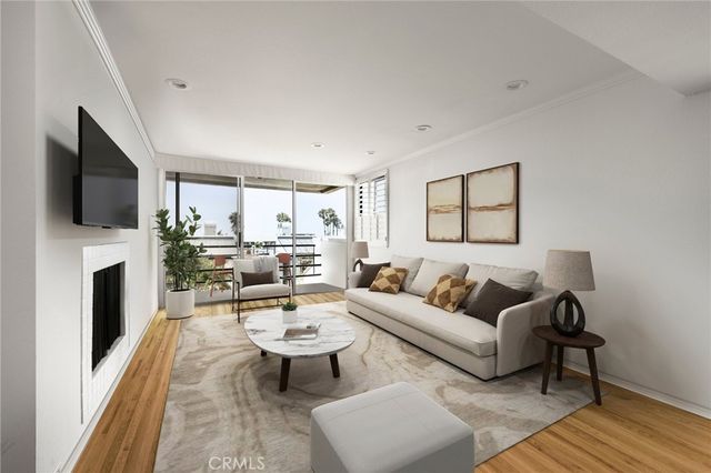 2960 Neilson Way # 301, Santa Monica