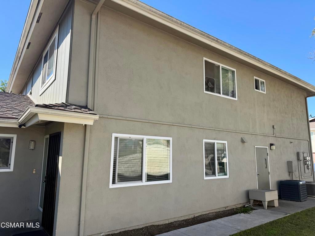 676 Avenida Del Platino, Newbury Park